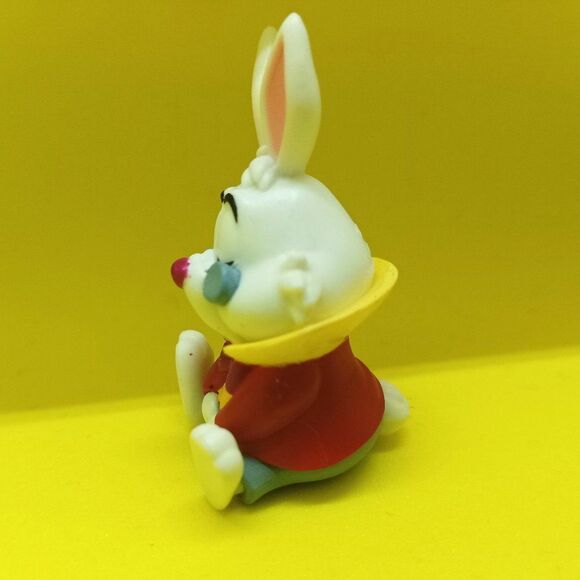 Disney Alice In Wonderland Takara Tomy 2-Inch Mini-Figure White Rabbit - Picture 6 of 6